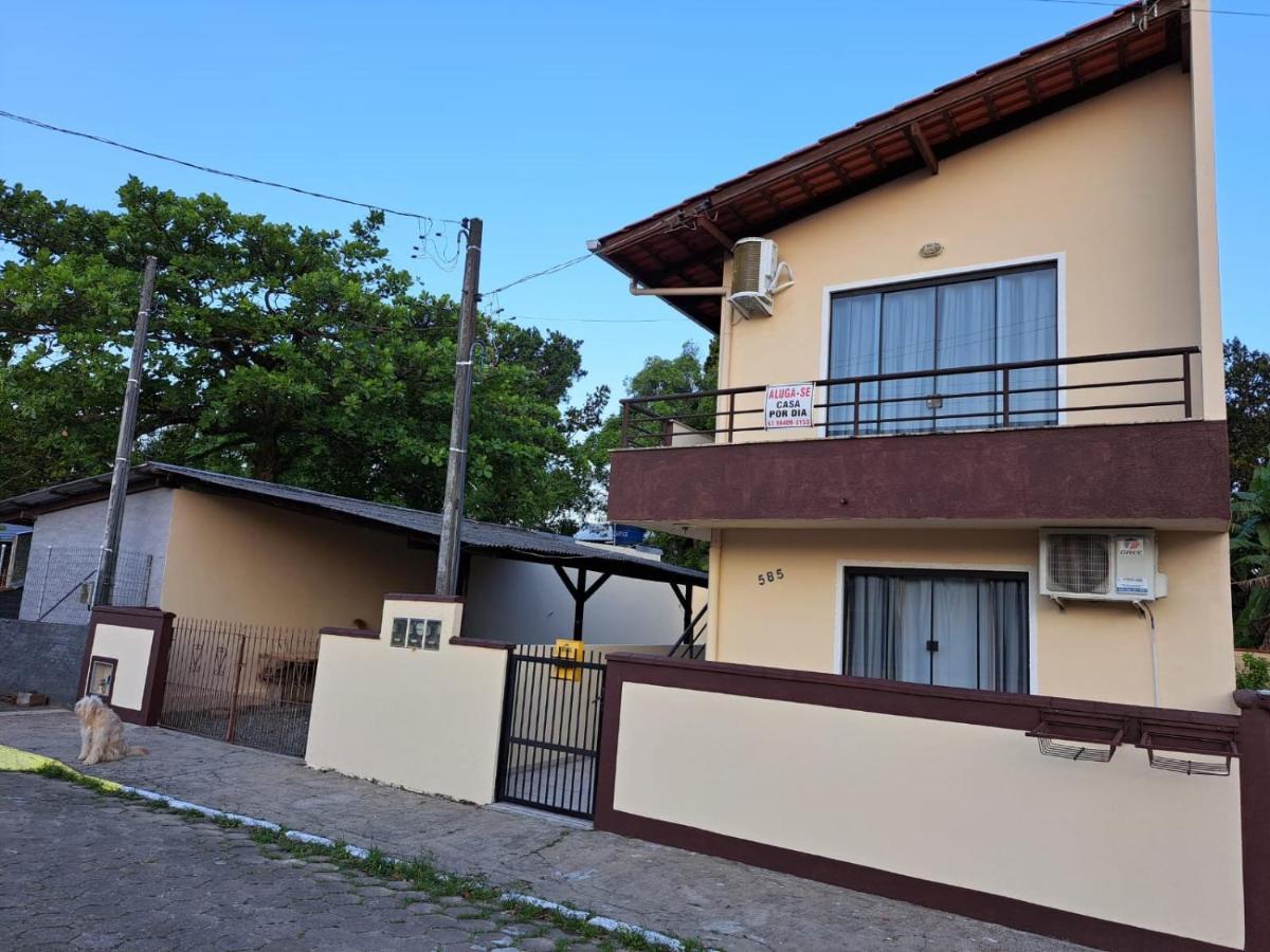 度假居 Tia Denise Penha (Santa Catarina)